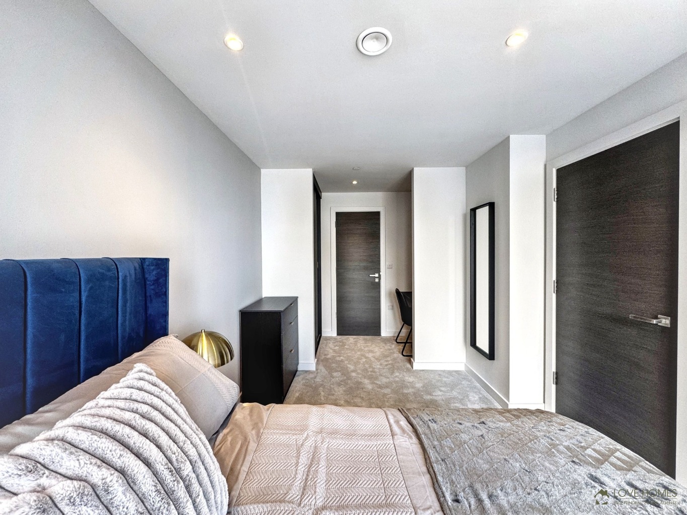 Luxury 20th Floor New Build Apartment with Premium Amenities In Salford Property image 10