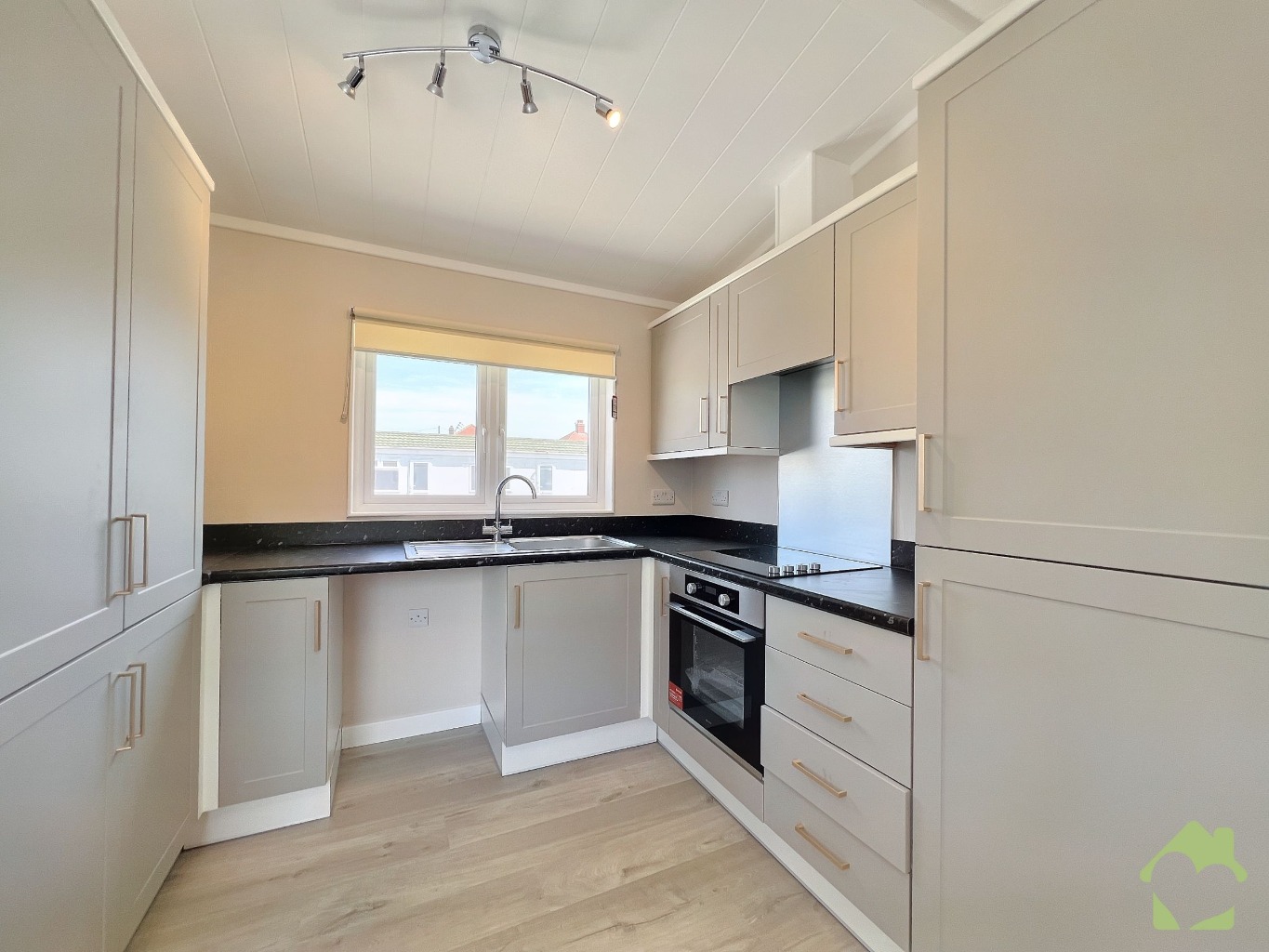 Newholme Residential Park, Blackpool, Lancashire, FY3 9TX Property image 3