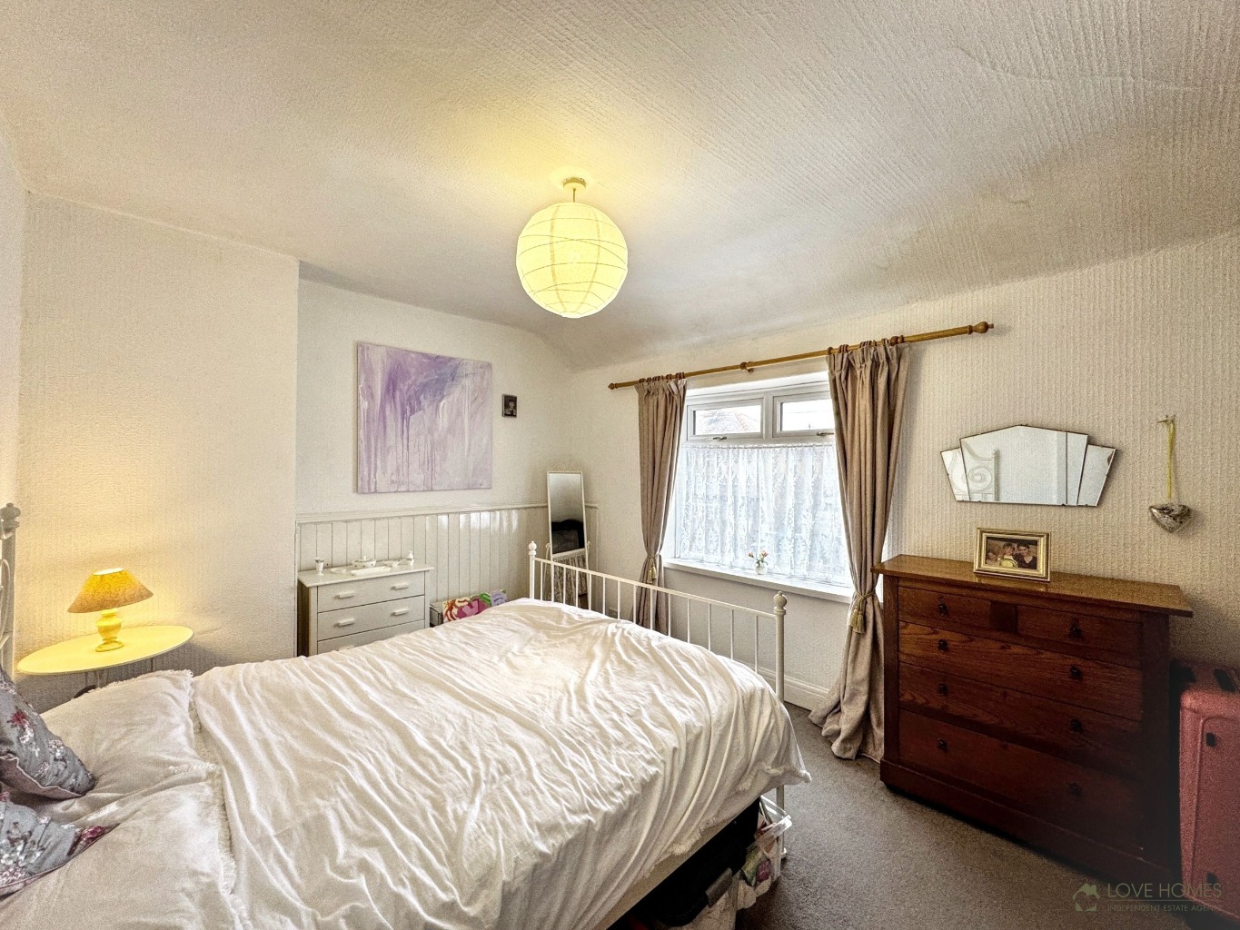Charming 2-Bed Mid-Terrace Home in Desirable Knott End-on-Sea Property image 6