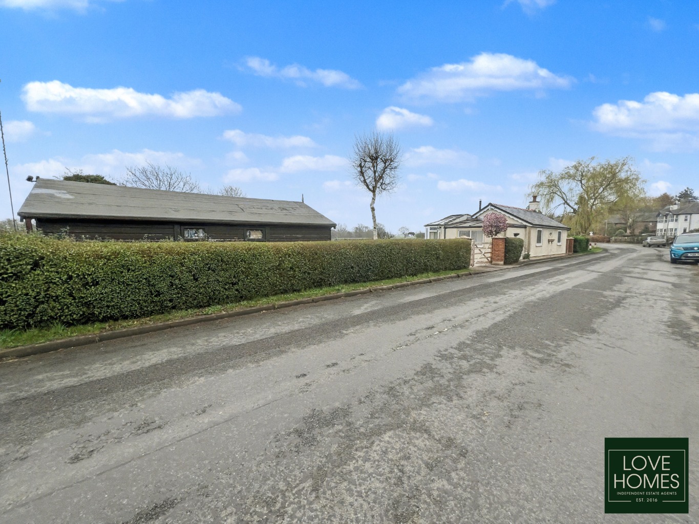 Charming 2 Bed Detached Bungalow with Field Views in Catforth. Property image 3