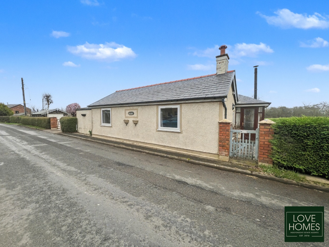 Charming 2 Bed Detached Bungalow with Field Views in Catforth. Property image 20