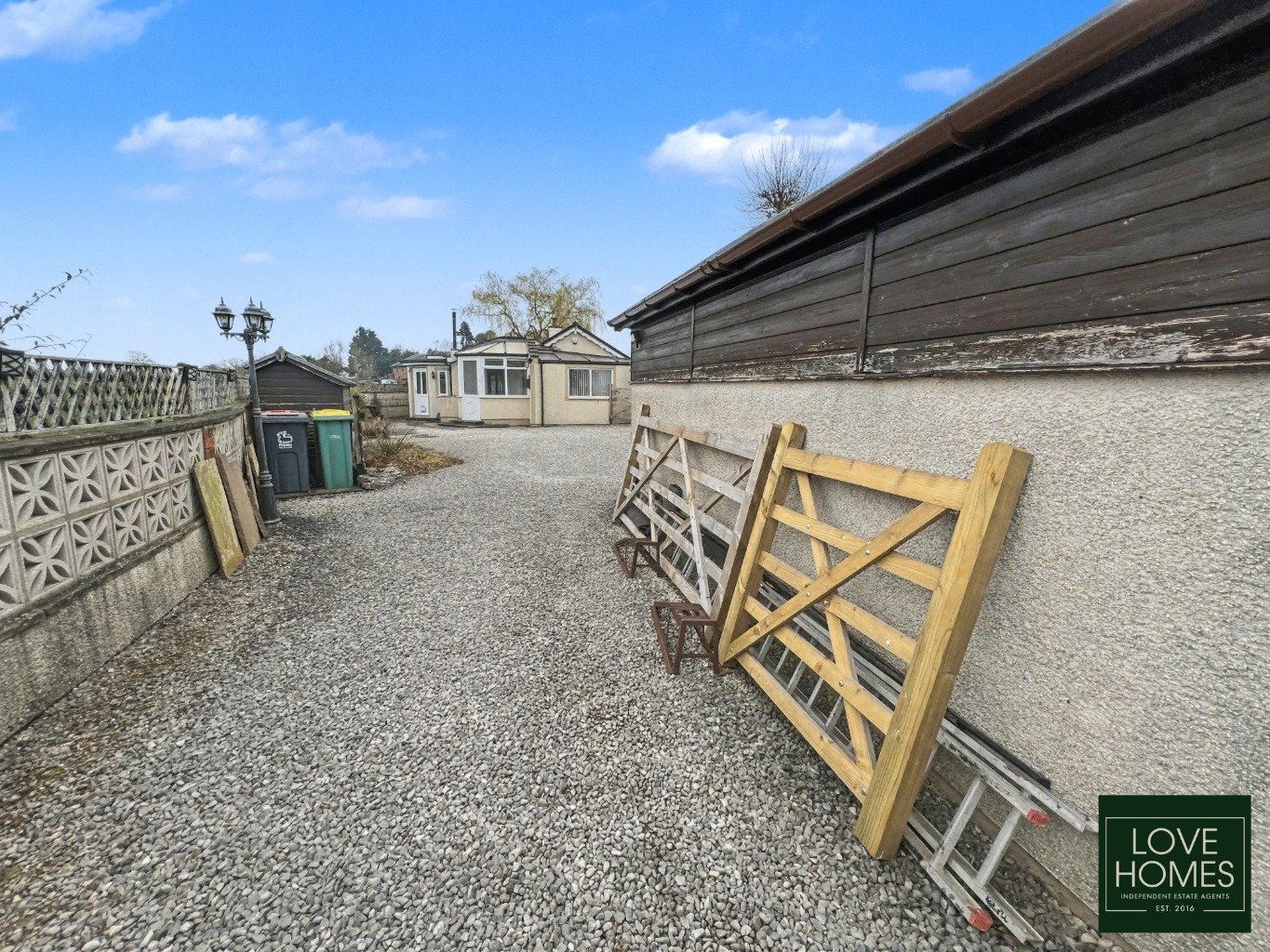 Charming 2 Bed Detached Bungalow with Field Views in Catforth. Property image 23