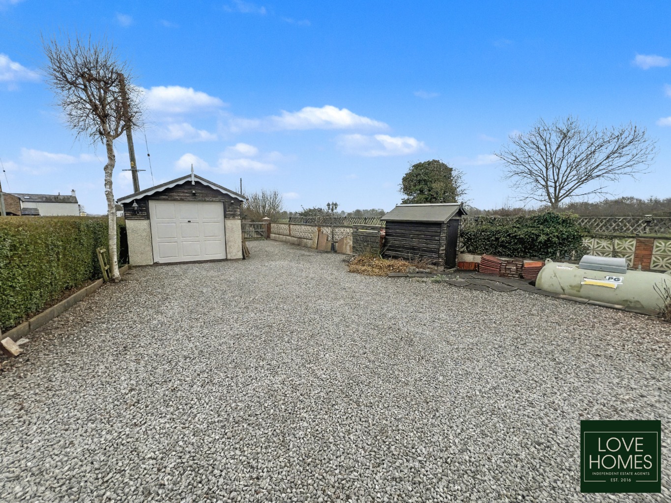 Charming 2 Bed Detached Bungalow with Field Views in Catforth. Property image 22