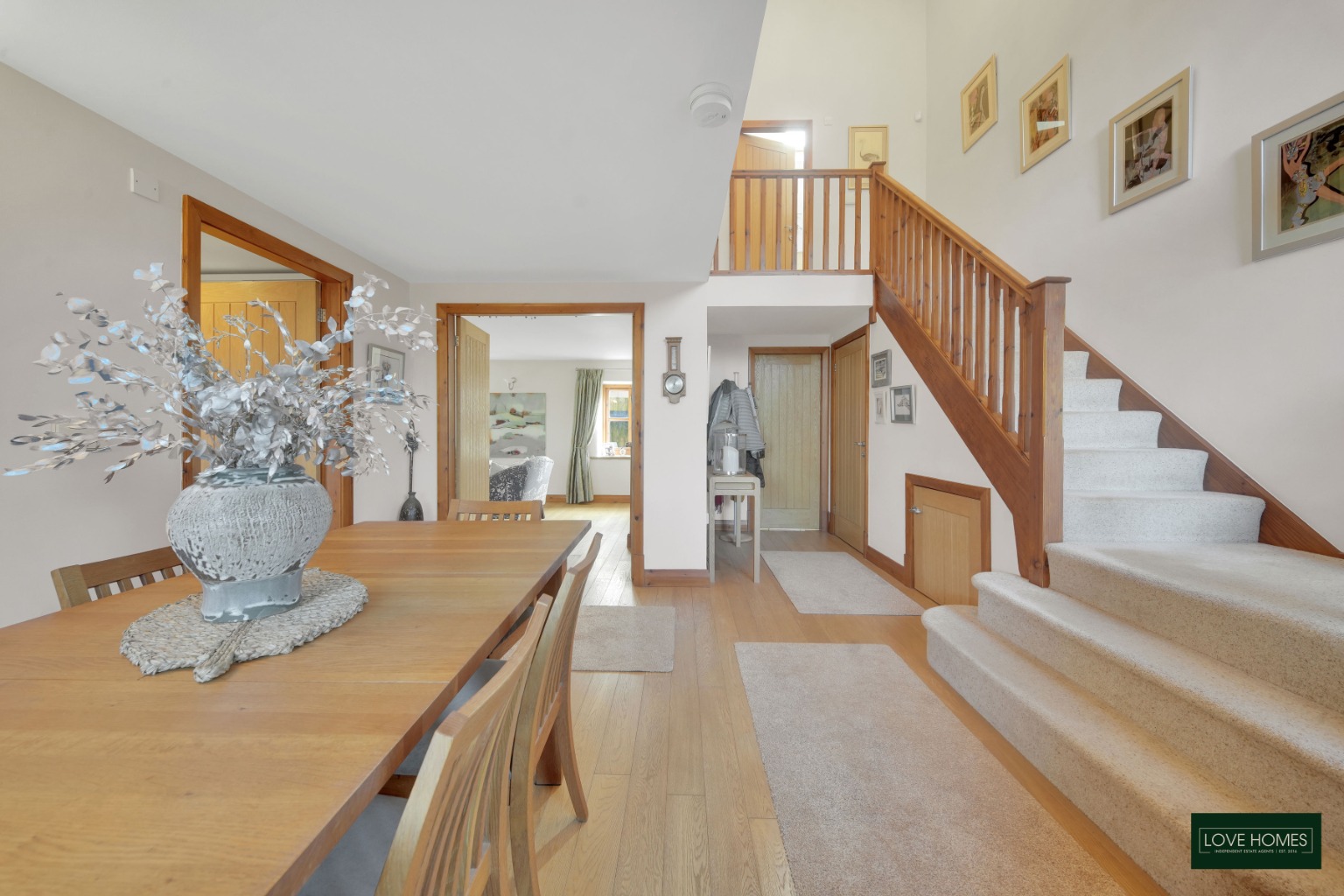 Elegant 3 Bed Barn Conversion with Countryside Views near Garstang Property image 7