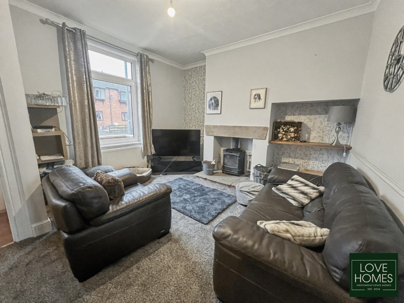 Charming 3 Bed Terraced Home in Goosnargh with Field Views to the rear. Property image 3