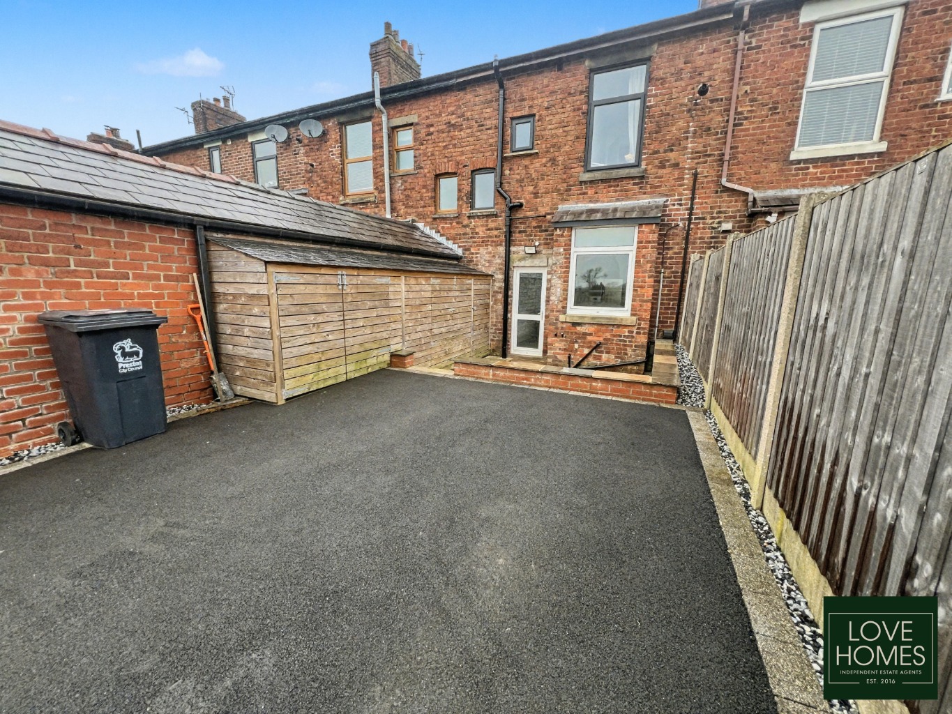 Charming 3 Bed Terraced Home in Goosnargh with Field Views to the rear. Property image 7