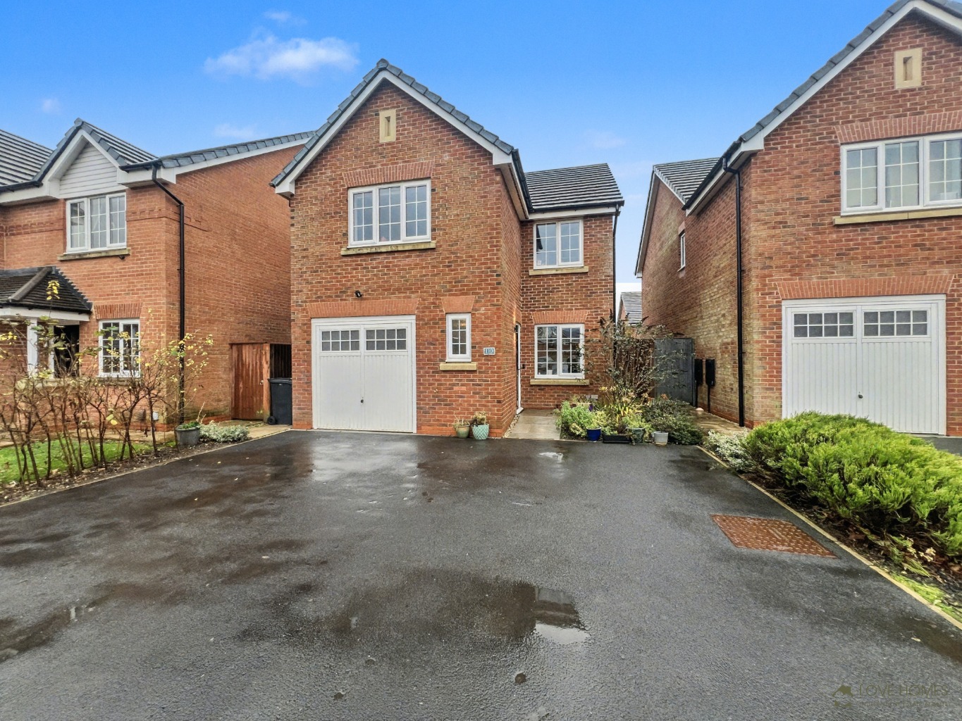 Superb Four Bedroom Detached Family Home in Desirable Cottam, Offered with No Chain
