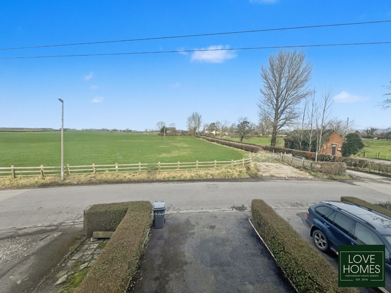 Rawcliffe Road: Refurbishment Opportunity with Field Views Property image 2