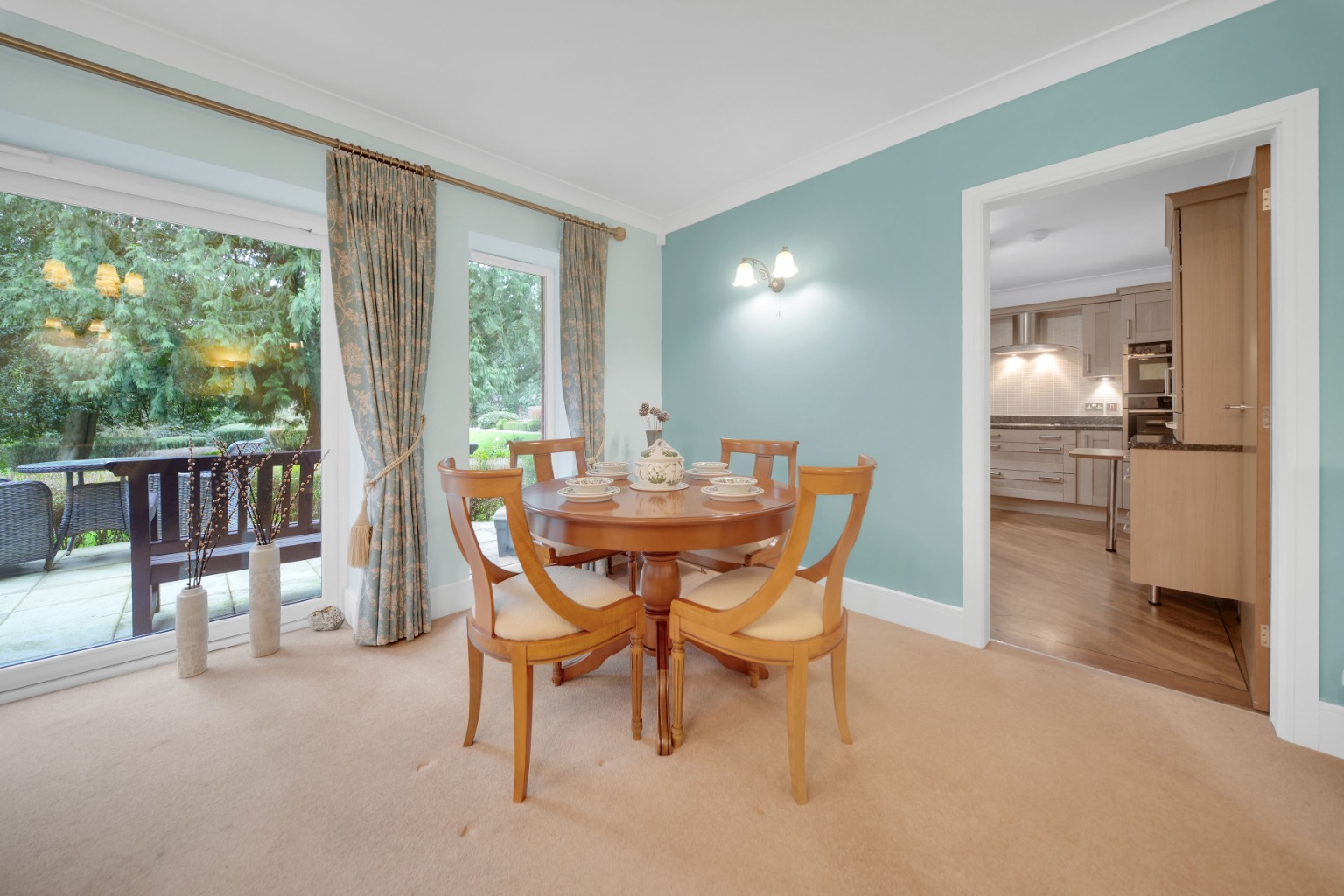 A spacious ground floor luxury apartment with over 1000 sqft of living accommodation. Property image 5