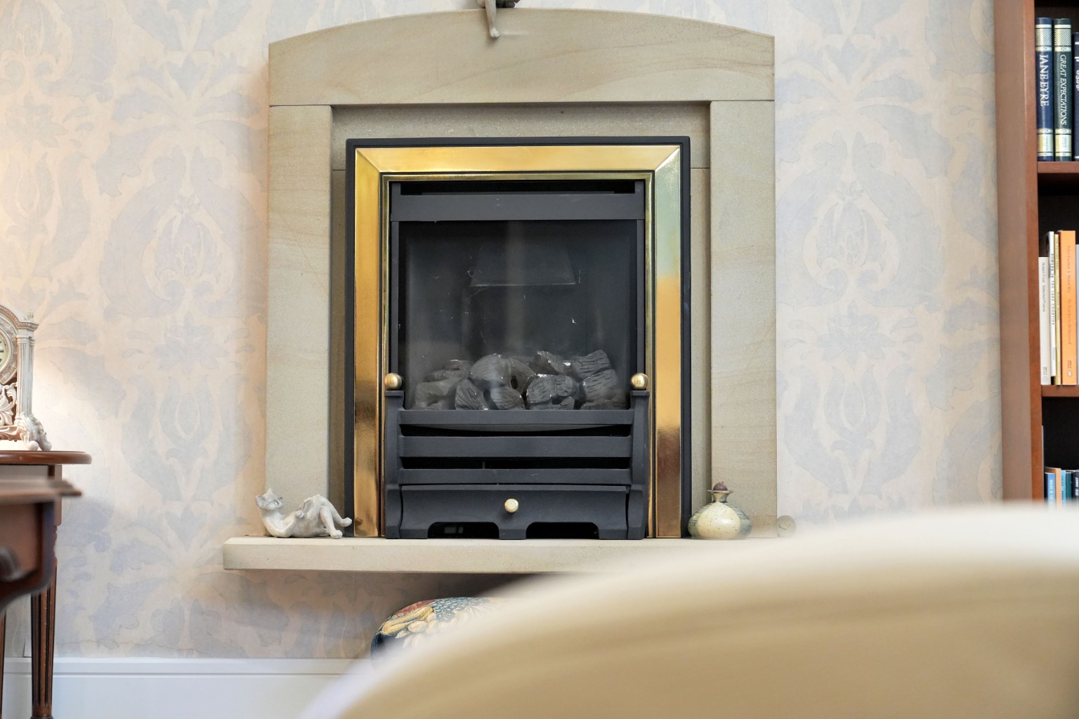 A spacious ground floor luxury apartment with over 1000 sqft of living accommodation. Property image 4
