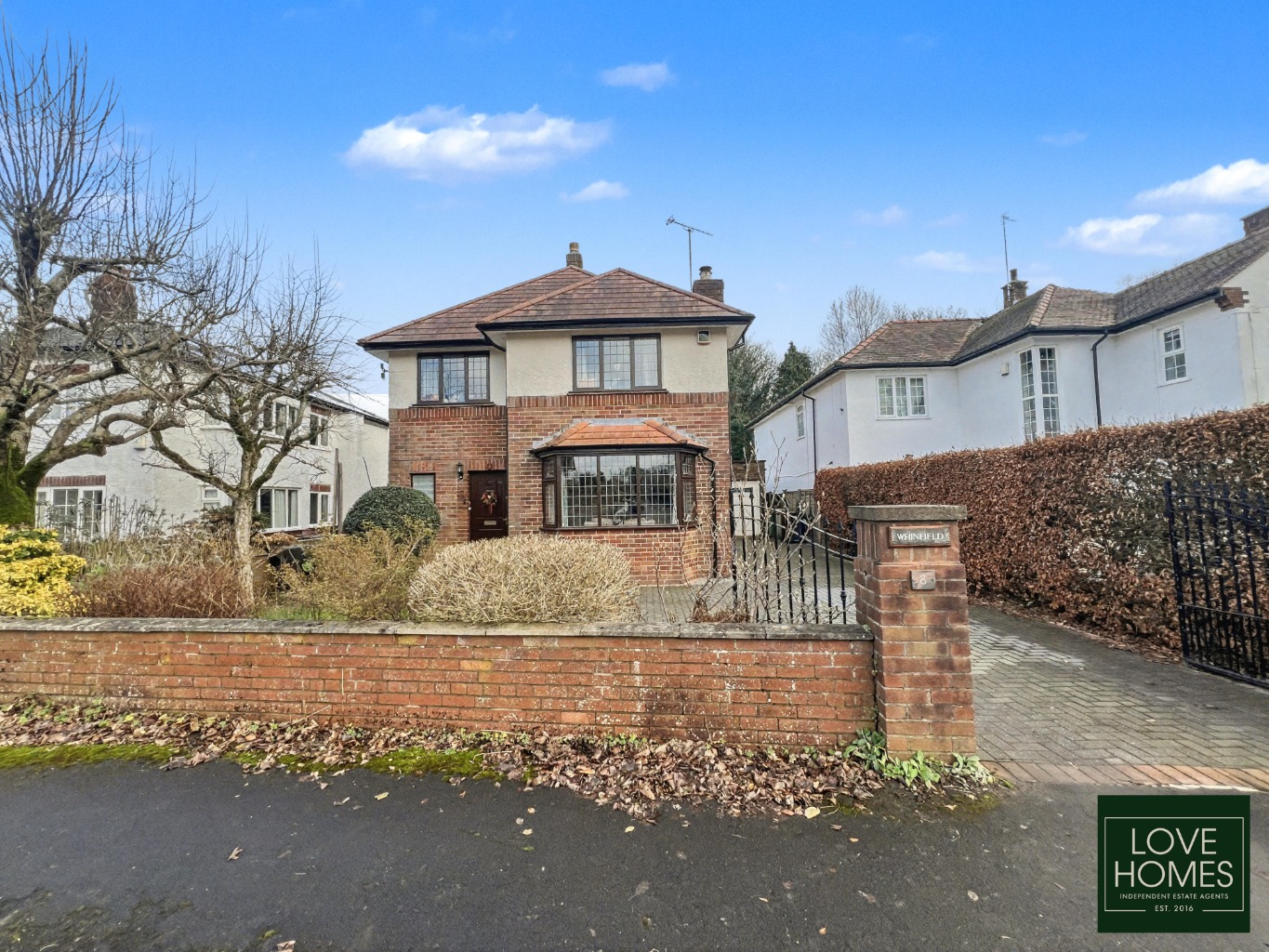 Elegant 4 Bed Family Home in Barton with Stunning Garden & OIRO £569,950