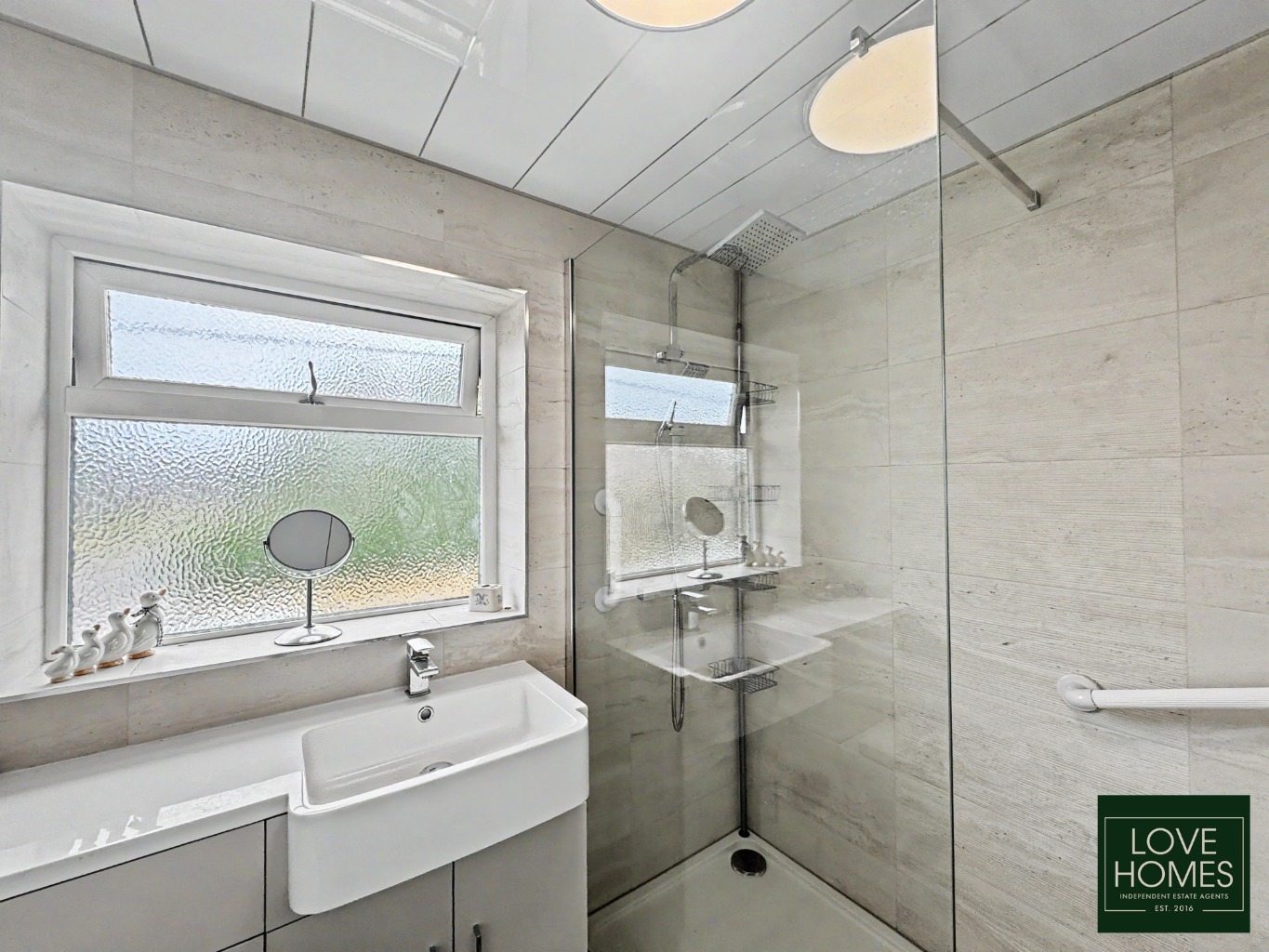 Extremely Spacious Three-Bedroom Family Home , Three Reception Rooms And Generous Rear Garden Property image 14
