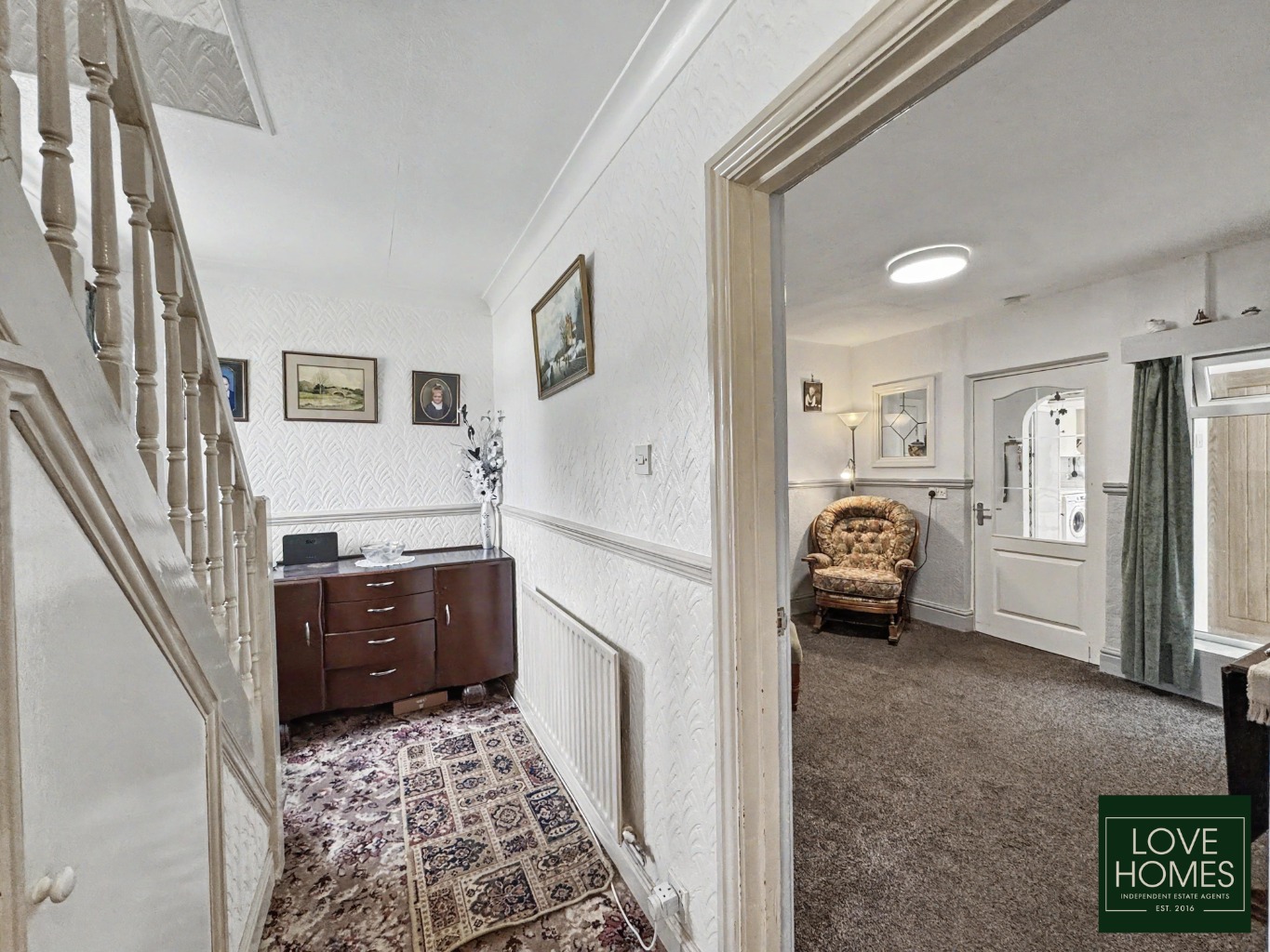Extremely Spacious Three-Bedroom Family Home , Three Reception Rooms And Generous Rear Garden Property image 6
