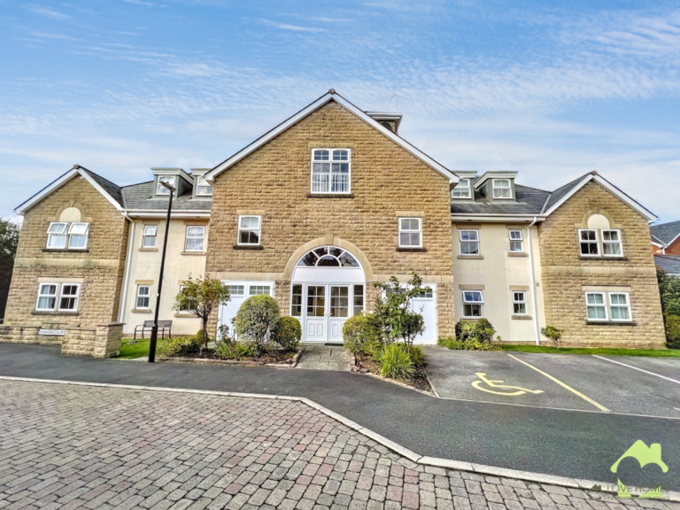 Magnificent Penthouse Apartment in Scorton with Double Garage