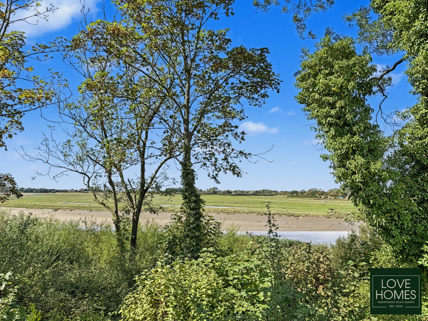 Riverside Park Home with Panoramic Views, Garstang Road, Preston. Property image 4