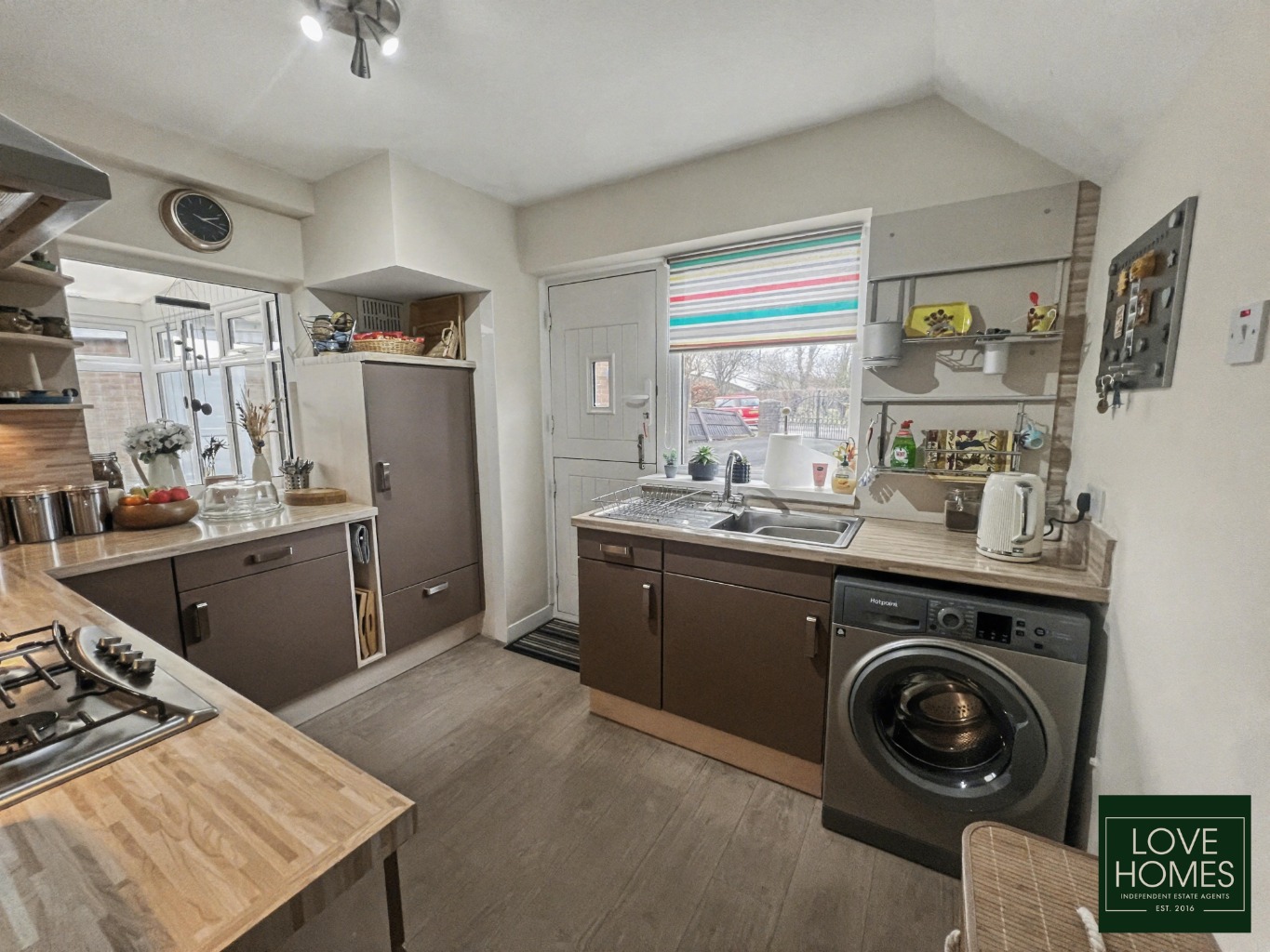 Charming 3 Bed Semi Detached Home with Canal Views in Garstang. Property image 4