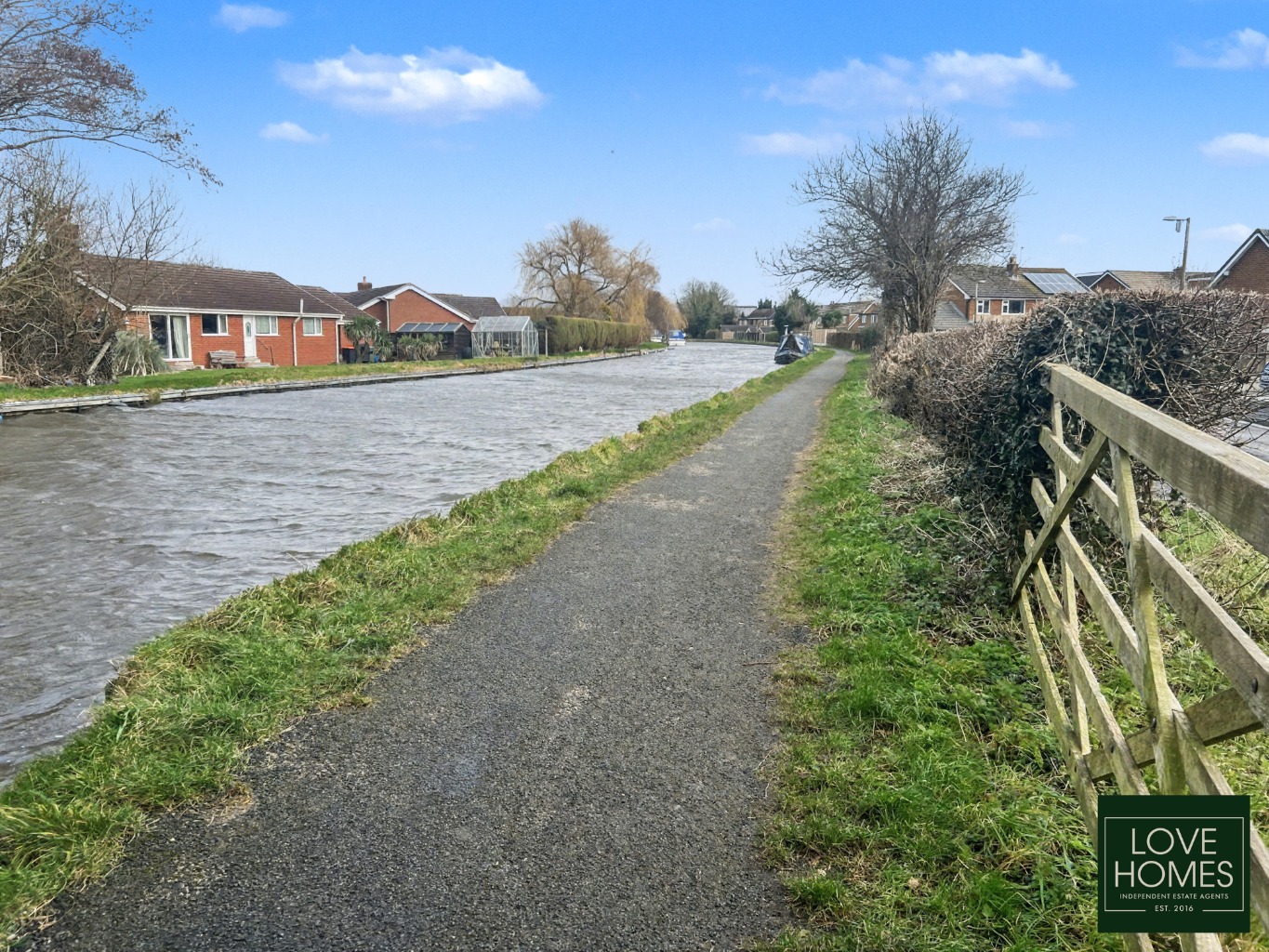 Charming 3 Bed Semi Detached Home with Canal Views in Garstang.