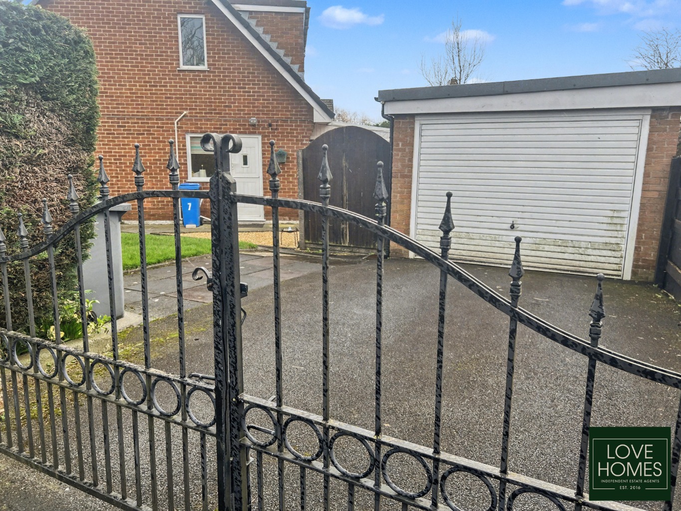 Charming 3 Bed Semi Detached Home with Canal Views in Garstang. Property image 19