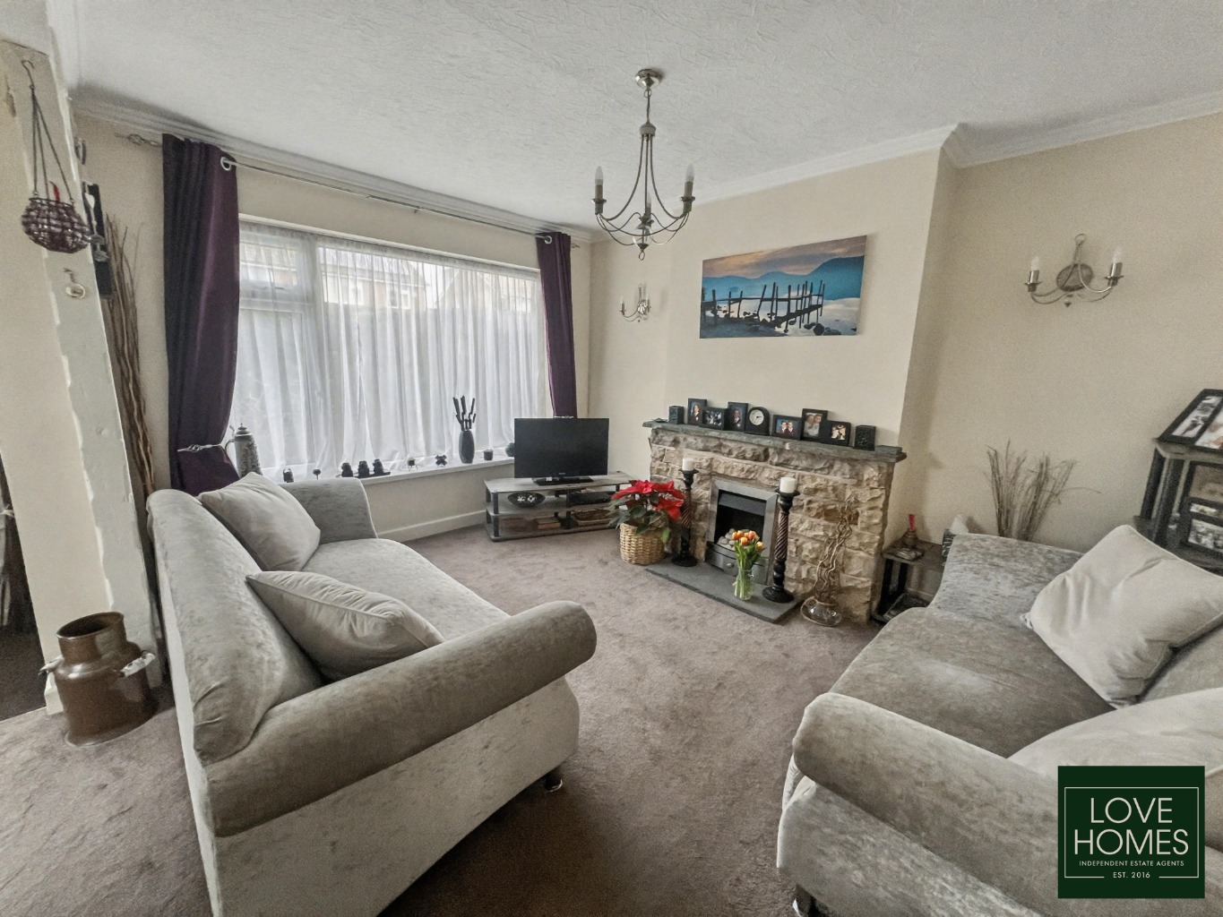 Charming 3 Bed Semi Detached Home with Canal Views in Garstang. Property image 3