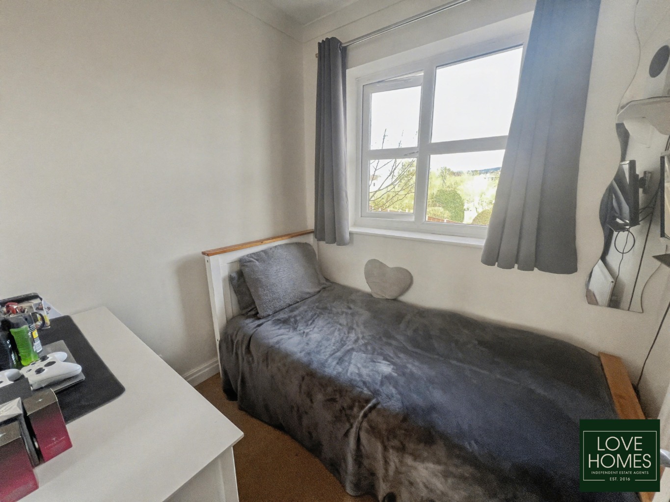 Charming Bay Fronted Home in The Parklands, Catterall Property image 10