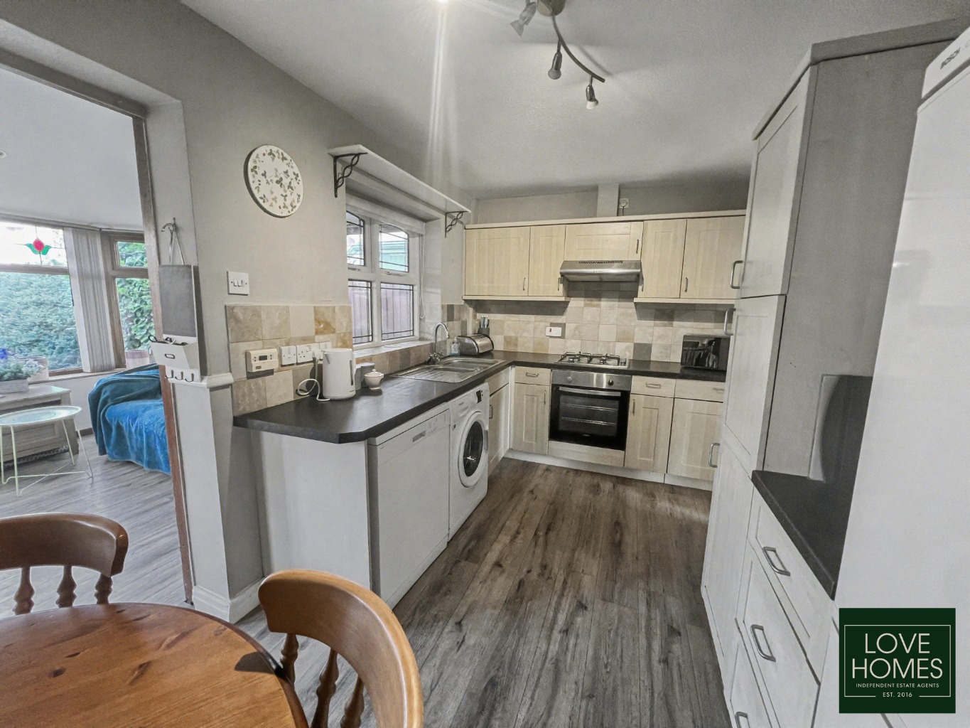 Charming Bay Fronted Home in The Parklands, Catterall Property image 4
