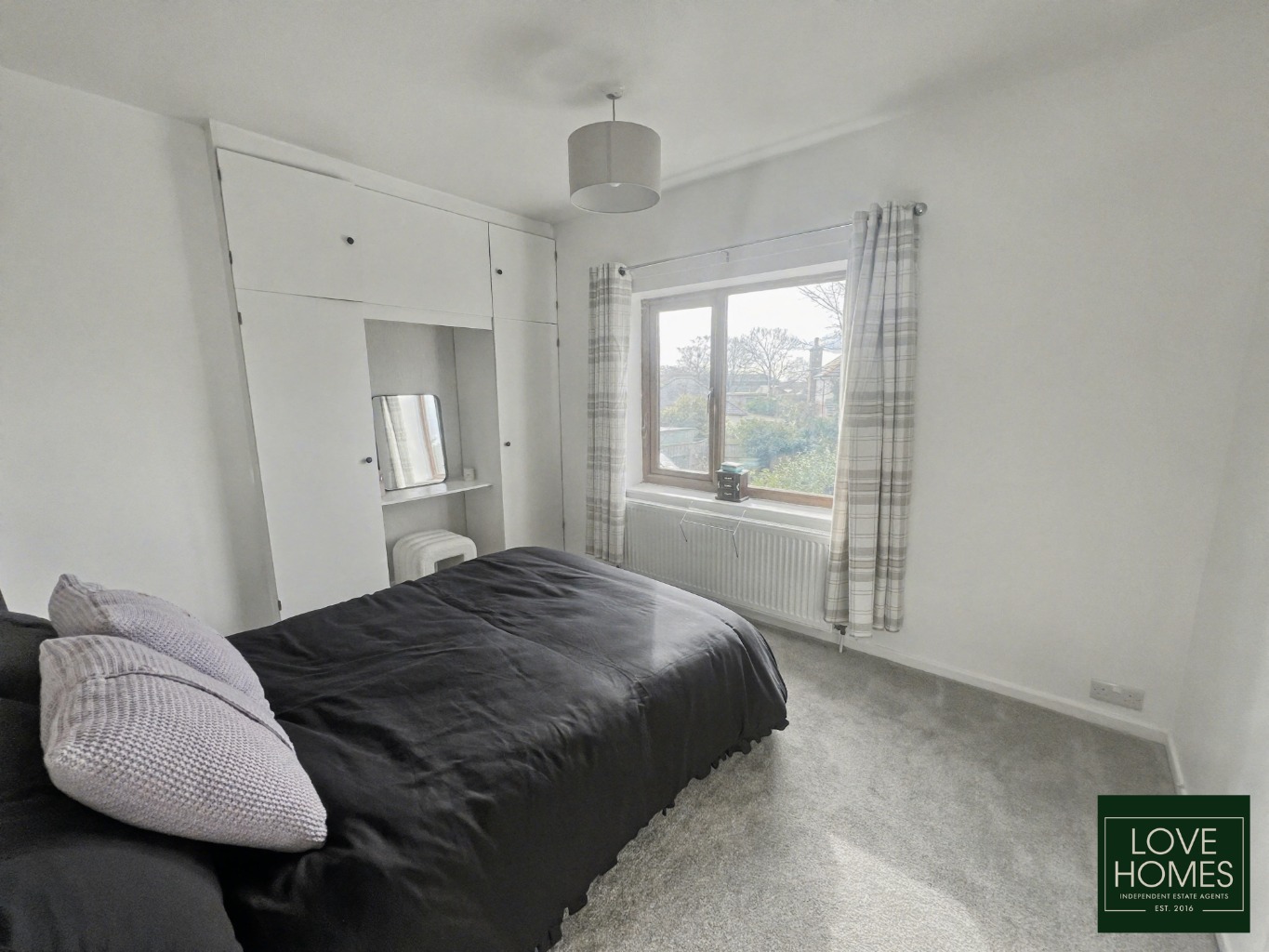Spacious 3 Bed End Terrace with Garage & Garden in Preston Property image 7