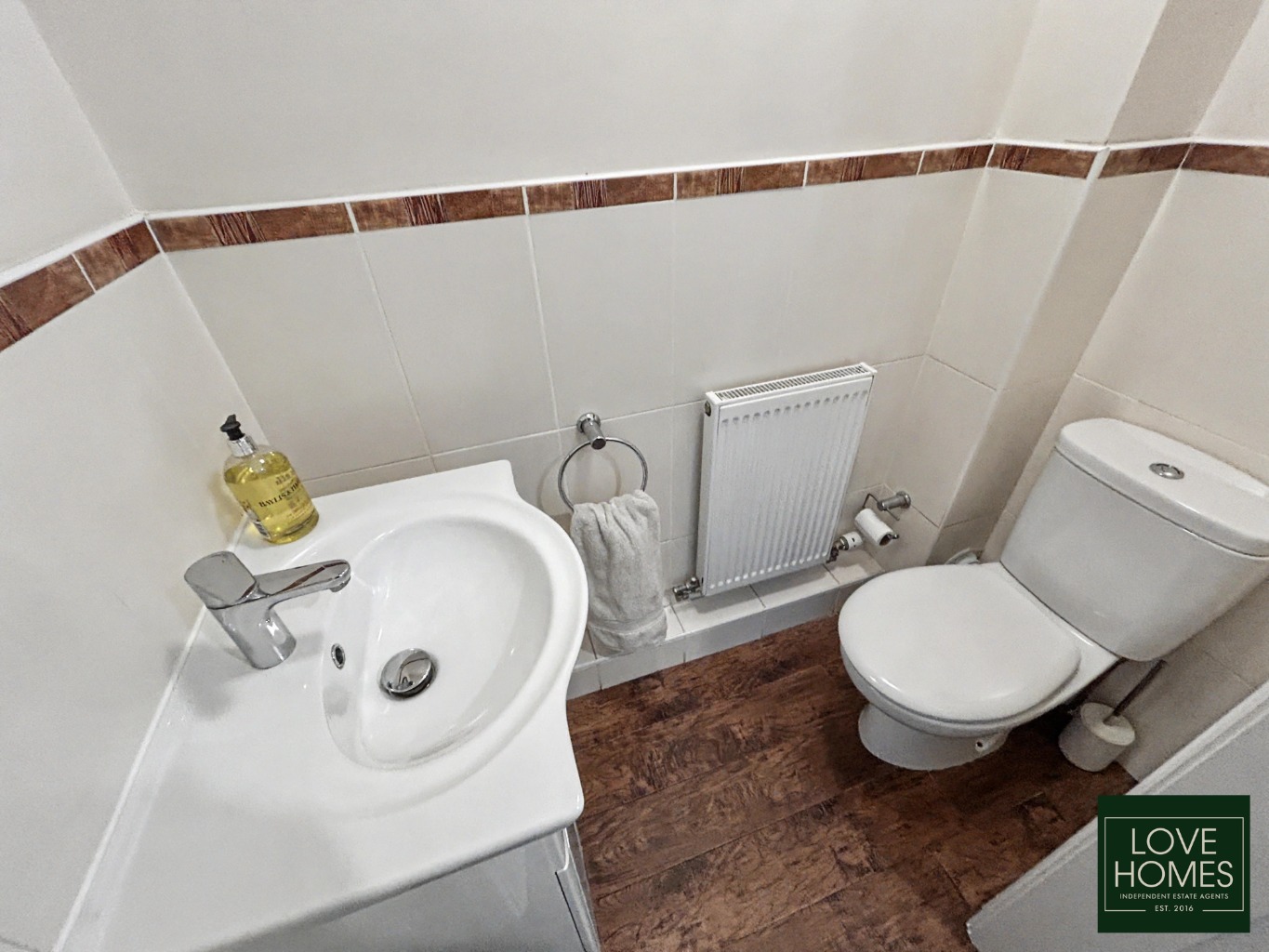 Executive Five Bedroom Detached Home in Picturesque Scorton Village Property image 13