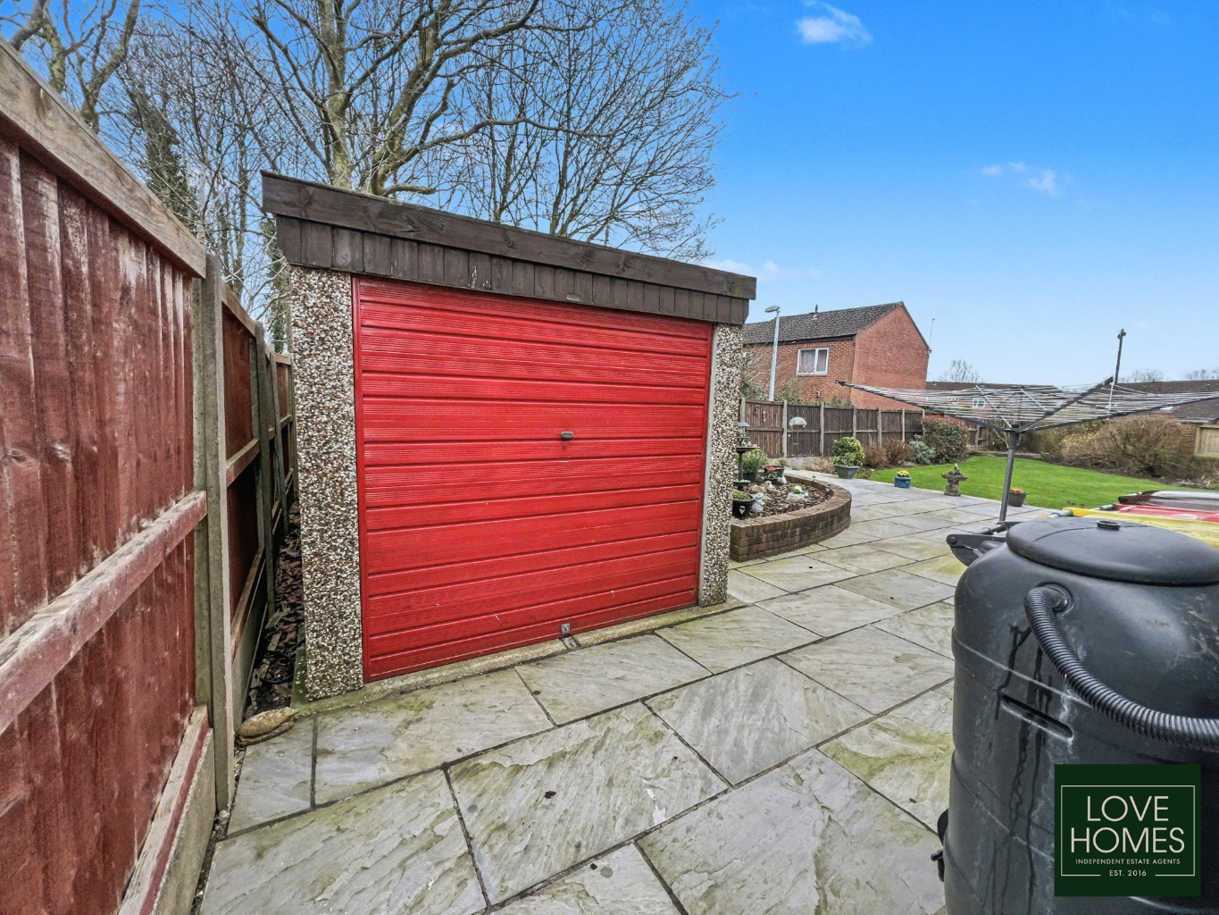Spacious 4 /5 Bed Family Home in Ingol, Overlooking Green Space. Property image 18