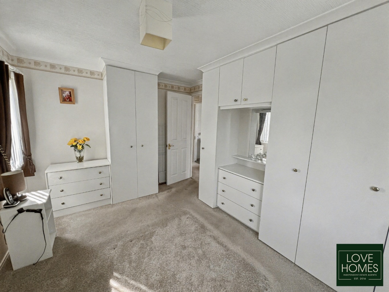 Superb 2 Bed Residential Park Home in Peaceful Carr Bridge. Property image 10