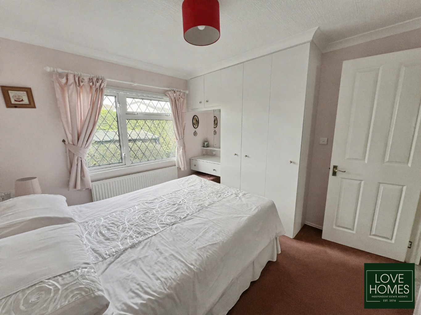 Superb 2 Bed Residential Park Home in Peaceful Carr Bridge. Property image 13