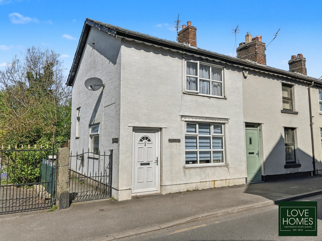 Charming 2 Bed End Terrace in Garstang: Modern Comfort, Cosy Feel.