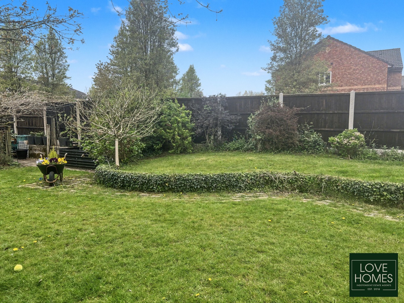 Spacious Five Bedroom Semi Detached Home with Countryside Views In Bilsborrow Property image 18