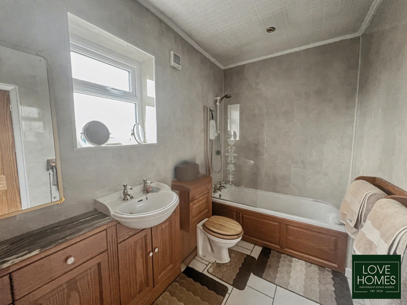 Spacious Five Bedroom Semi Detached Home with Countryside Views In Bilsborrow Property image 15