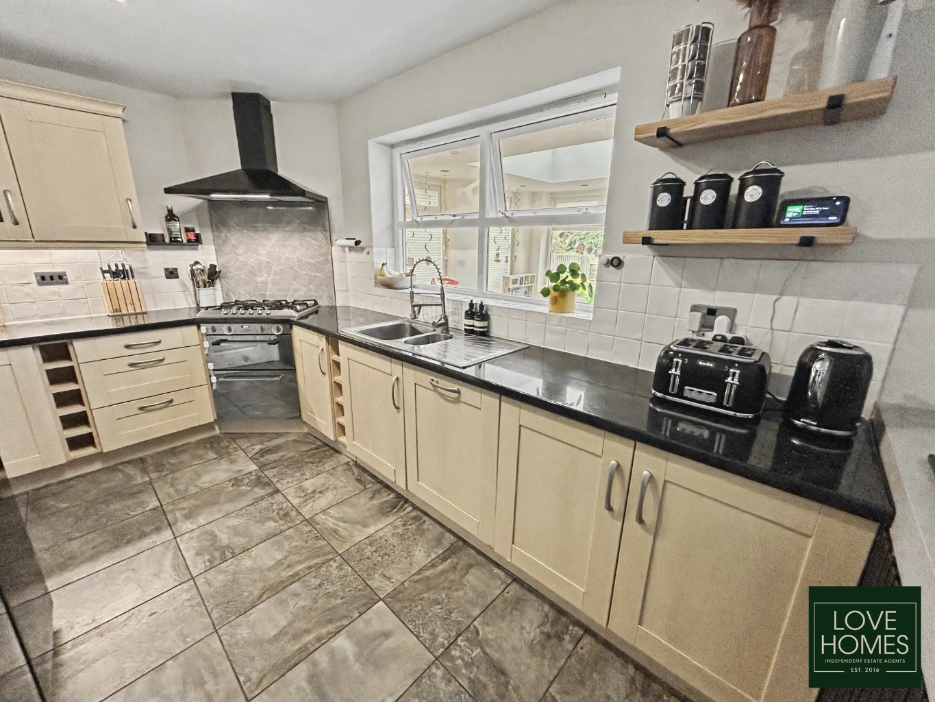 Beautiful Detached Three Bedroom Family Home In Grimsargh Property image 13