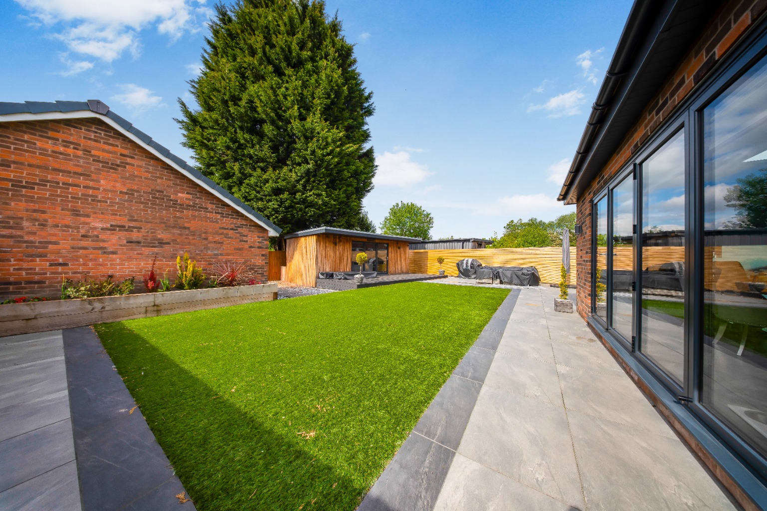 Spacious 5-Bedroom Detached Home with Stunning Kitchen Extension in Broughton Property image 27