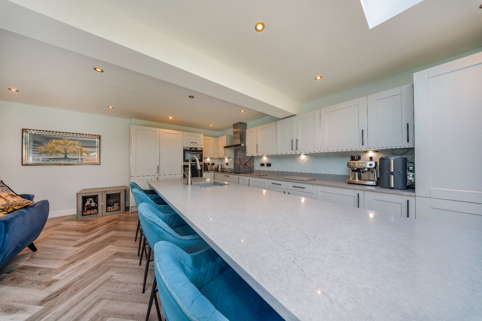 Spacious 5-Bedroom Detached Home with Stunning Kitchen Extension in Broughton Property image 7