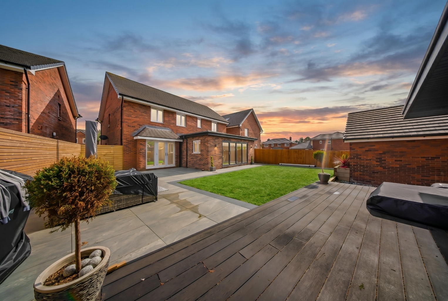 Spacious 5-Bedroom Detached Home with Stunning Kitchen Extension in Broughton Property image 31