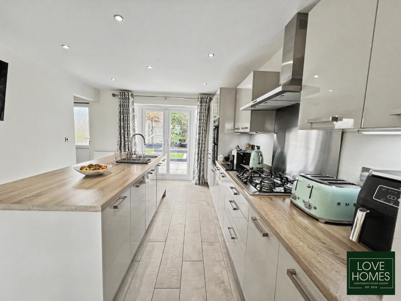 Modern Four Bedroom, Detached Home In The Heart Of Inskip Property image 10