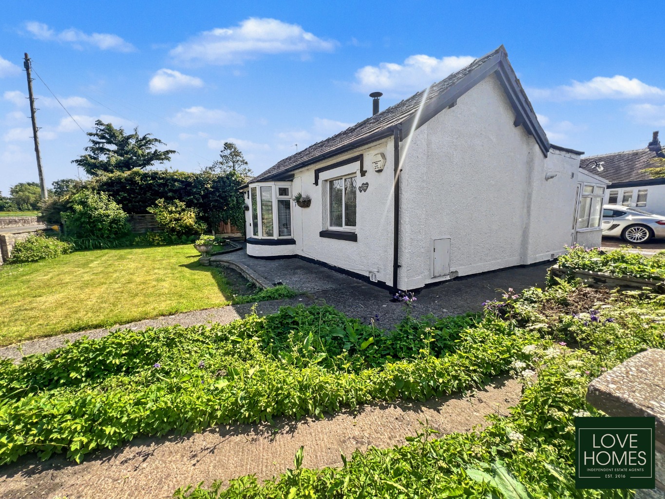 Charming 2 Bed Detached Gate House Cottage in Catterall, Near Garstang. Property image 15