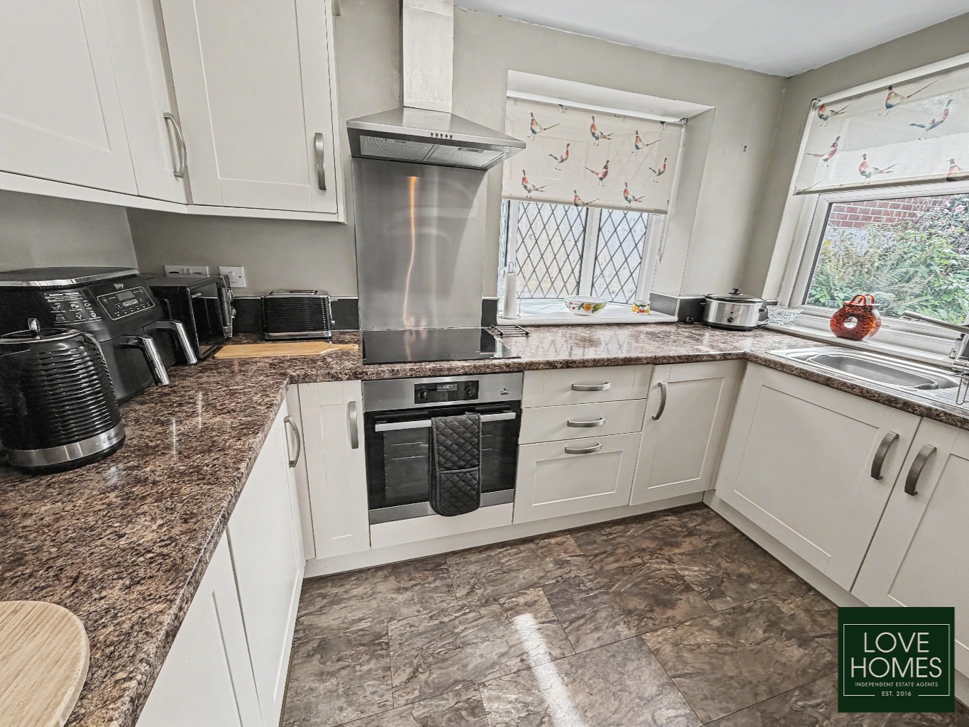 Charming 2 Bed Detached Gate House Cottage in Catterall, Near Garstang. Property image 8