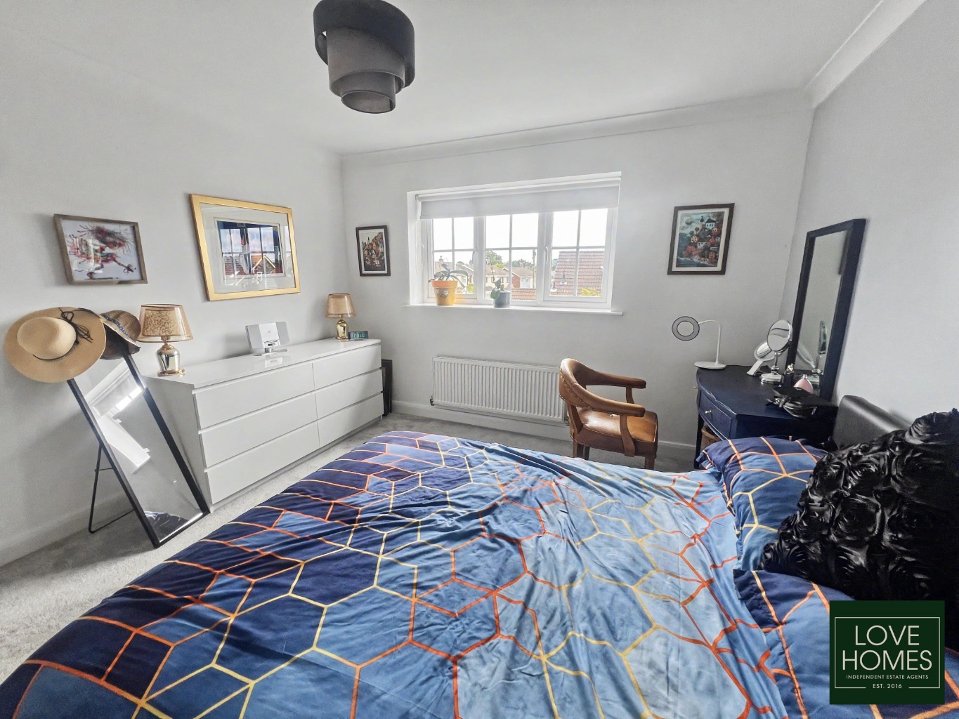 Stunning 3-Bed Detached Home in Quiet Elswick Cul-de-Sac Property image 11