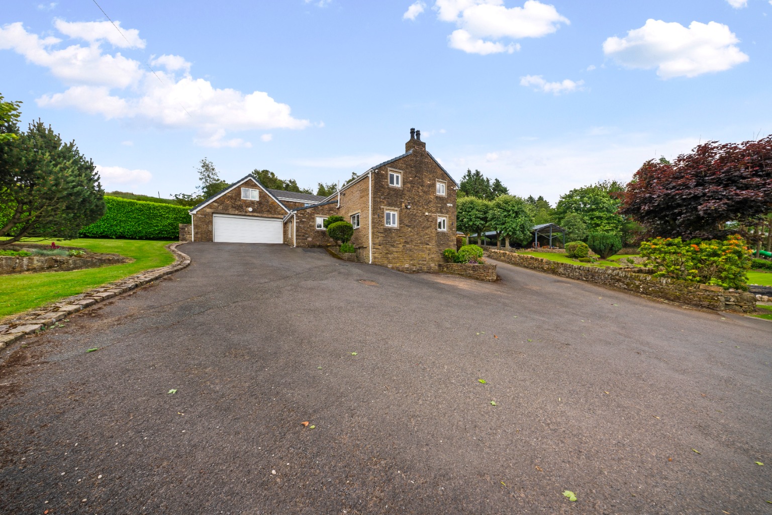 A Private 18th-Century Farmhouse Estate Offering 4,200 Sq Ft, 1.5 Acres & Exceptional Views Property image 20