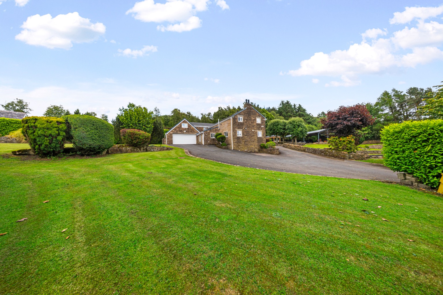 A Private 18th-Century Farmhouse Estate Offering 4,200 Sq Ft, 1.5 Acres & Exceptional Views Property image 29