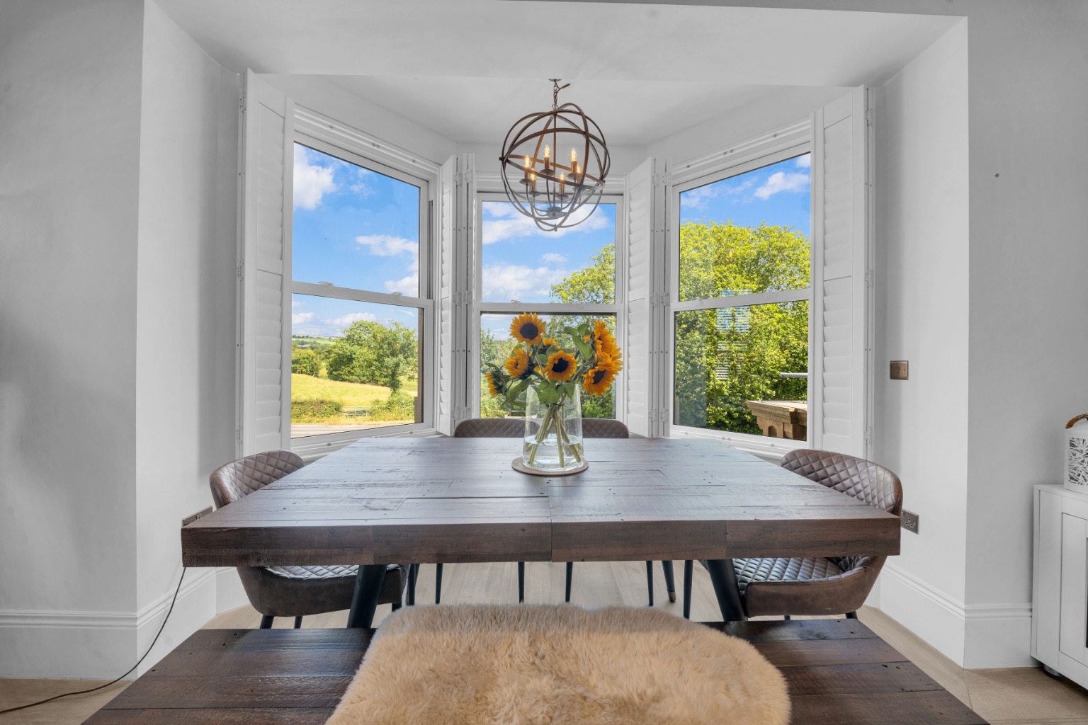 An Exceptional Triplex Apartment Where Historic Character Meets Contemporary Luxury Property image 11
