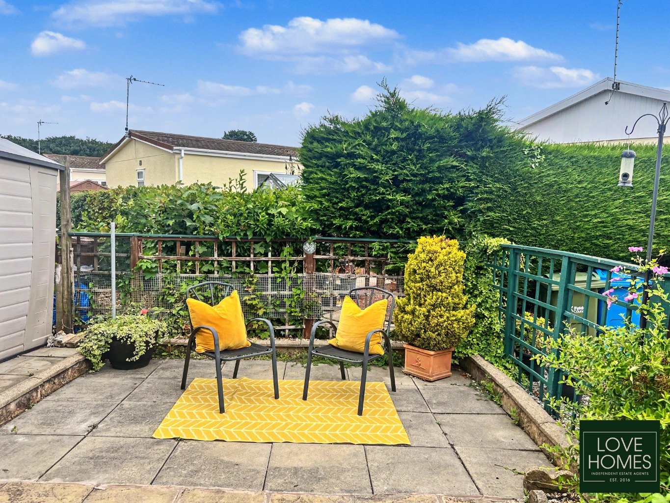 Bright 2 Bed Park Home in Carr Bridge, Lancashire, OIRO £96,000 Property image 13