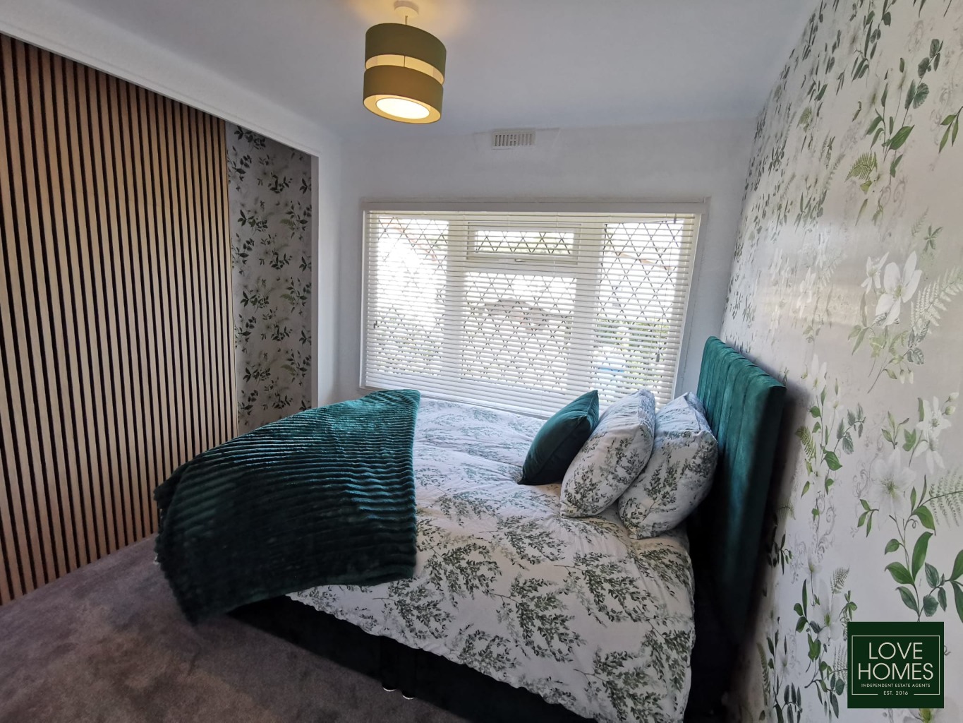 Bright 2 Bed Park Home in Carr Bridge, Lancashire, OIRO £96,000 Property image 5