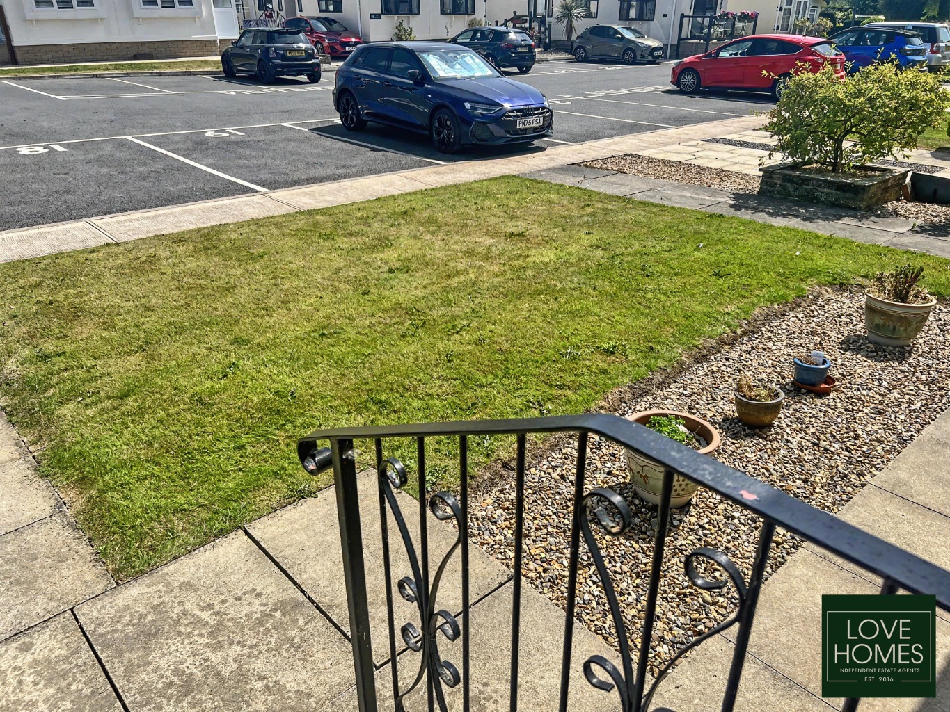 Charming 2 Bed Park Home in Wyre Vale Park, Garstang, with Generous Plot. Property image 18