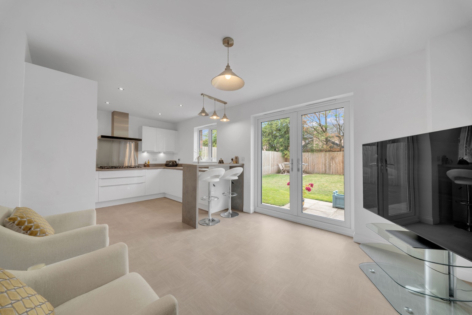 A Stunning Five-Bedroom Detached Family Home in the Heart of Broughton Property image 4