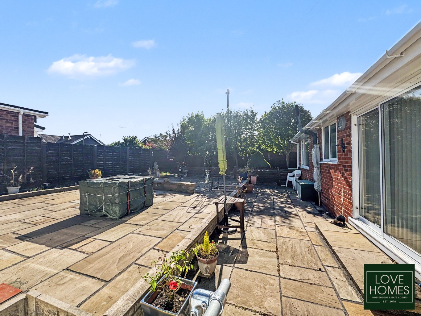 Wake Up To Stunning Peel Tower Views Spacious Detached Bungalow In The Heart Of Greenmount Property image 13
