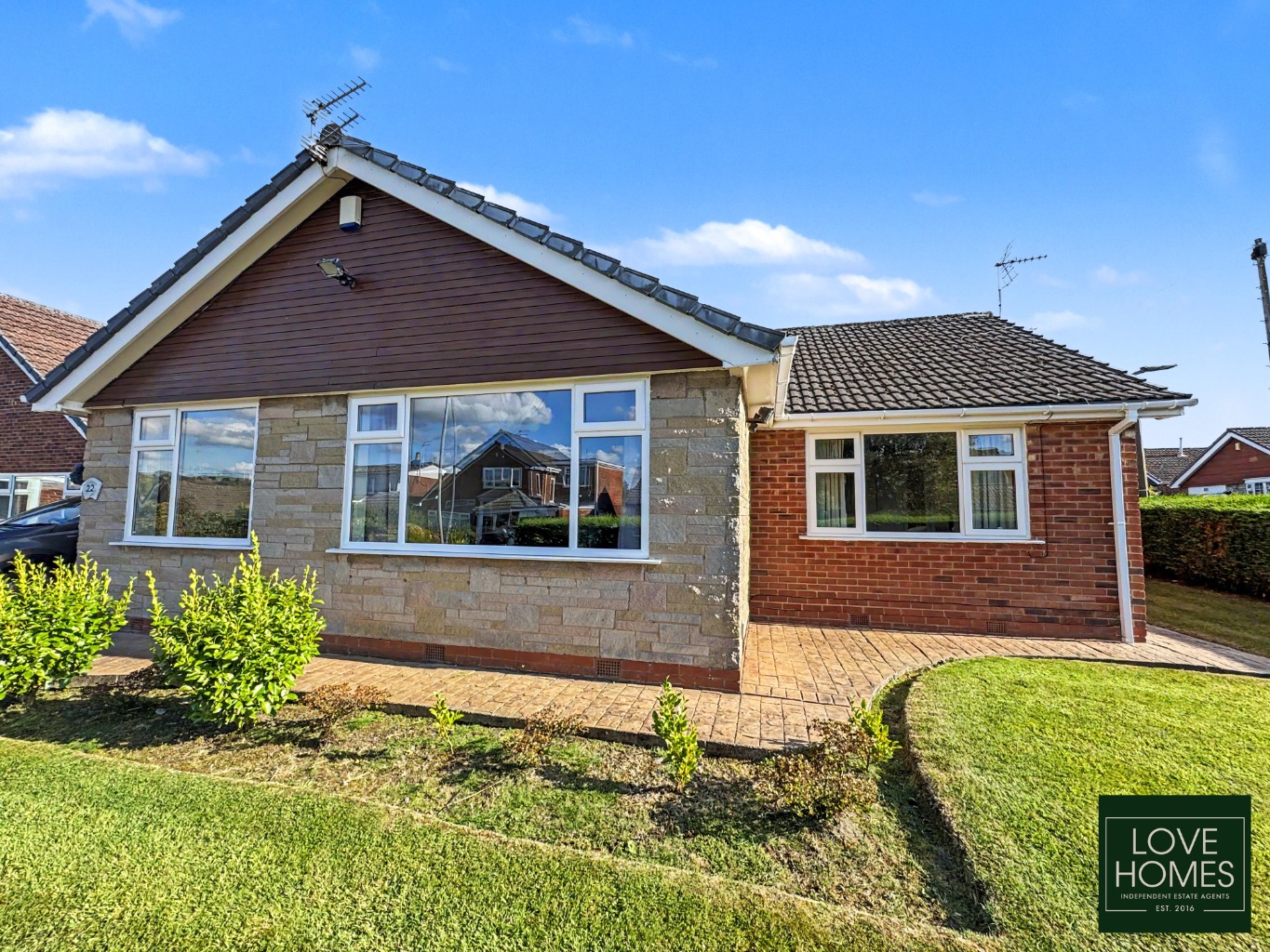 Wake Up To Stunning Peel Tower Views Spacious Detached Bungalow In The Heart Of Greenmount Property image 1